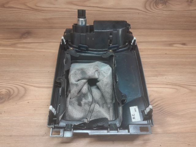 bontott MAZDA 6 Váltókar Keret