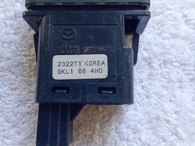 bontott MAZDA 6 Vészvillogó Kapcsoló