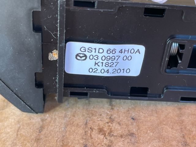 bontott MAZDA 6 Vészvillogó Kapcsoló