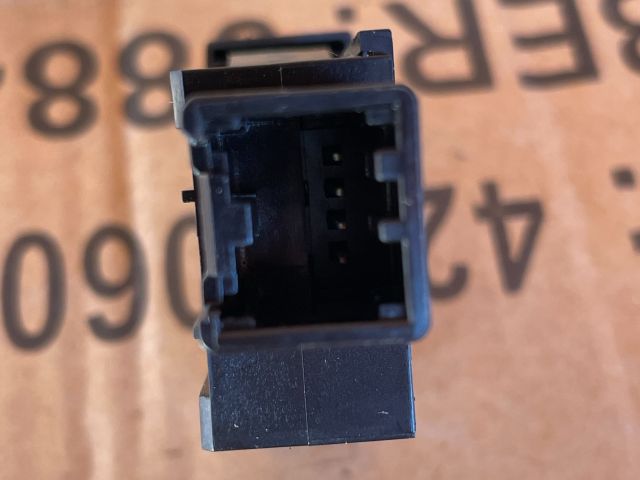 bontott MAZDA 6 Vészvillogó Kapcsoló