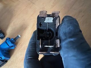 bontott MAZDA 6 Vészvillogó Kapcsoló