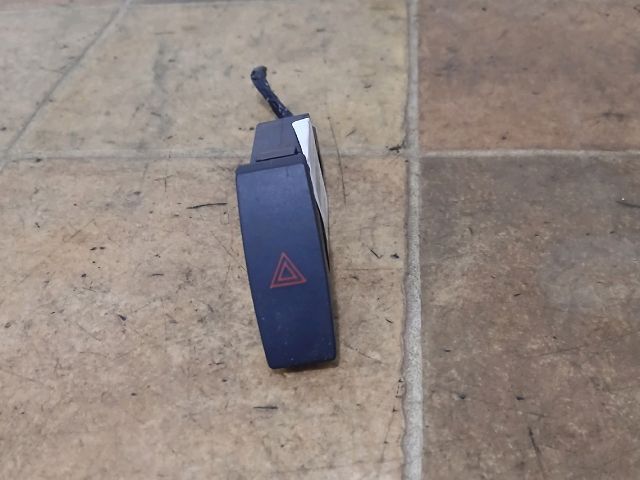 bontott MAZDA 6 Vészvillogó Kapcsoló