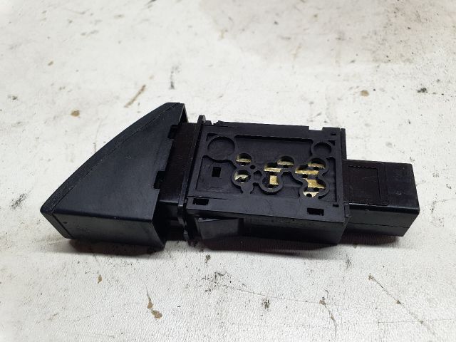 bontott MAZDA 6 Vészvillogó Kapcsoló