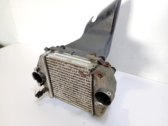 bontott MAZDA 6 Vízhűtő Radiátor Tartó