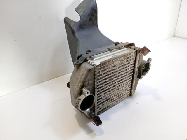 bontott MAZDA 6 Vízhűtő Radiátor Tartó