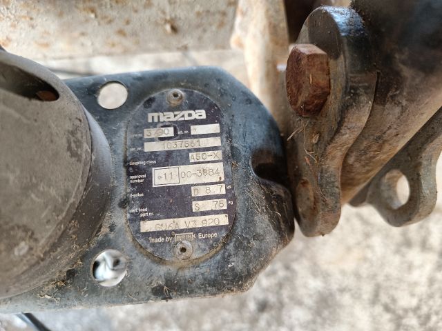 bontott MAZDA 6 Vonóhorog