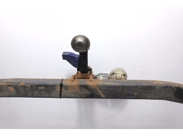 bontott MAZDA 6 Vonóhorog