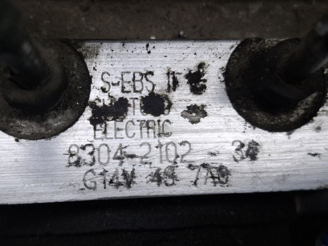 bontott MAZDA 626 ABS Kocka