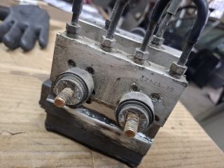 bontott MAZDA 626 ABS Kocka