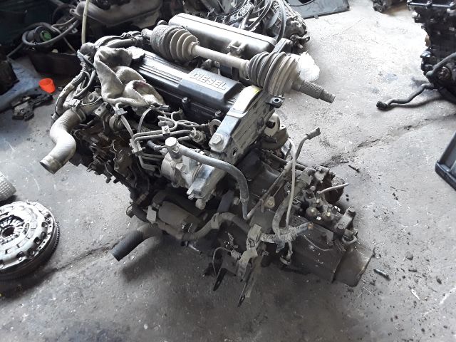 bontott MAZDA 626 Komplett Motor (Segédberendezésekkel)