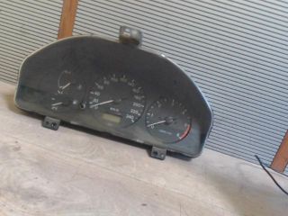 bontott MAZDA 626 Kilométeróra