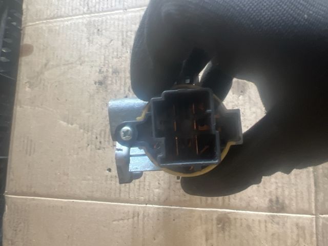 bontott MAZDA 626 Gyújtáskapcsoló Házzal