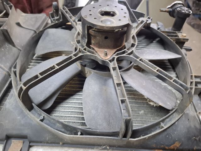 bontott MAZDA 626 Hűtő Ventilátor(ok), Radiátor(ok) Szett