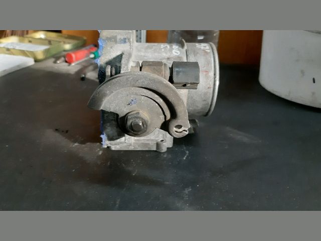 bontott MAZDA 626 Fojtószelep (Mechanikus)