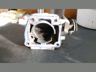 bontott MAZDA 626 Fojtószelep (Mechanikus)