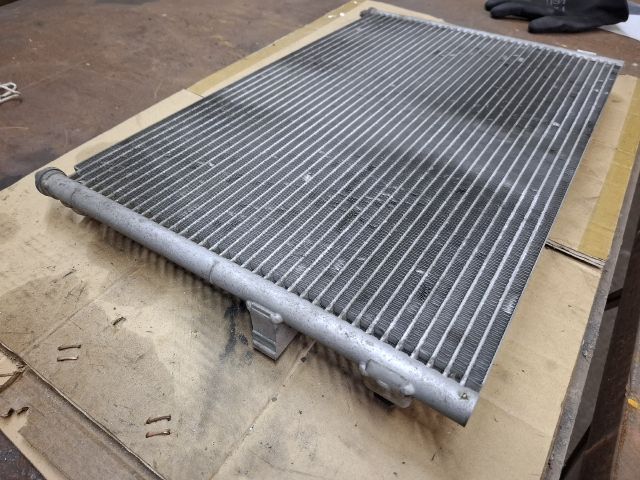 bontott MAZDA 626 Klímahűtő Radiátor