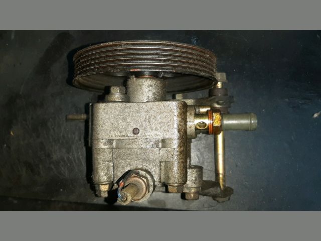 bontott MAZDA 626 Kormányszervó Motor (Hidraulikus)