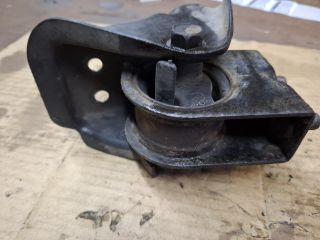 bontott MAZDA 626 Motor Tartó Bak (Fém)