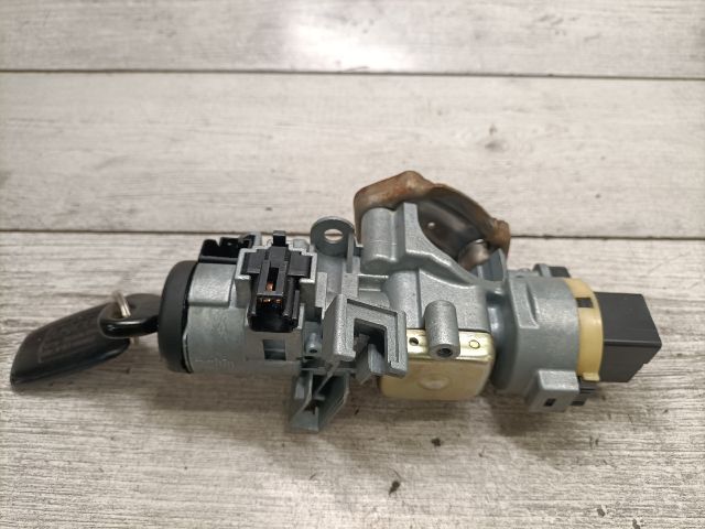 bontott MAZDA 626 Gyújtáskapcsoló