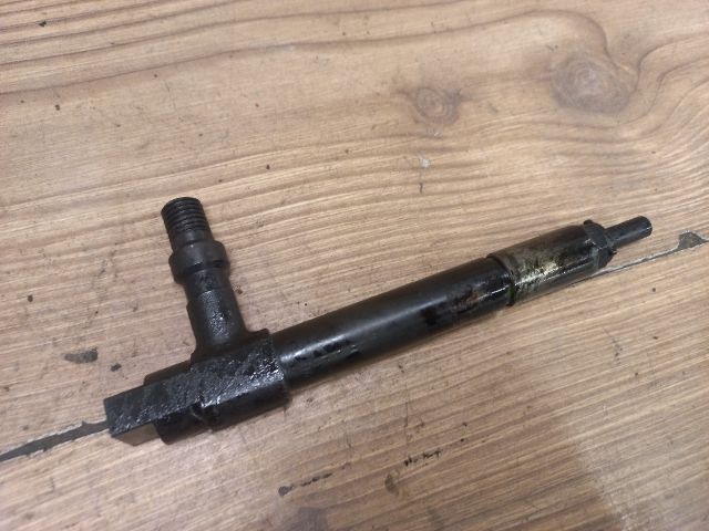 bontott MAZDA 626 Porlasztó (1 db)