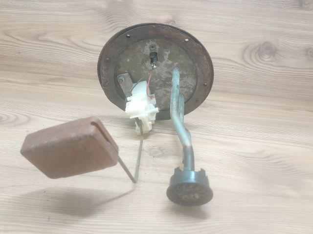 bontott MAZDA 626 Üzemanyagszint Jeladó