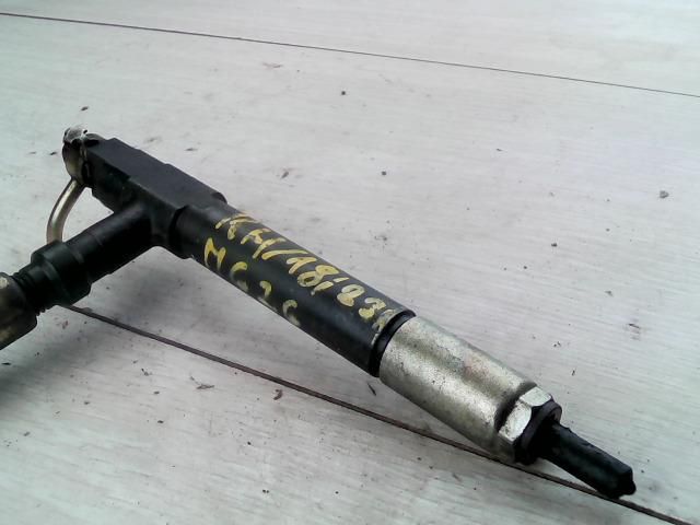 bontott MAZDA 626 Vákum nélküli Porlasztó