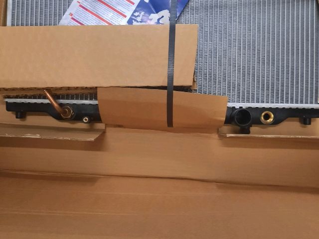 bontott MAZDA 626 Vízhűtő Radiátor (Nem klímás)