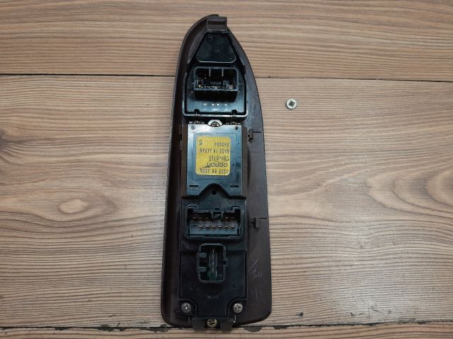 bontott MAZDA 626 Ablakemelő és Tükör Kapcsoló