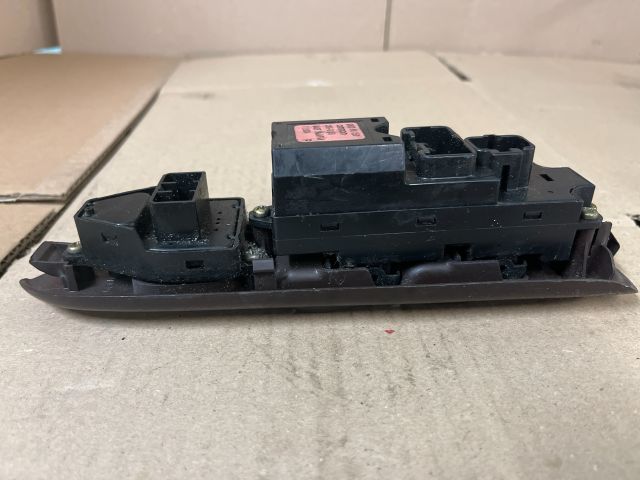 bontott MAZDA 626 Ablakemelő és Tükör Kapcsoló