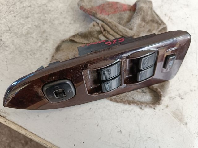 bontott MAZDA 626 Ablakemelő Kapcsoló Négyes / Kettes