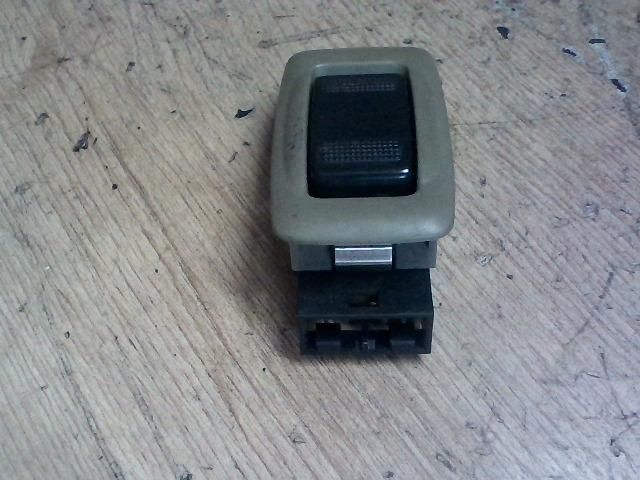 bontott MAZDA 626 Ablakemelő Kapcsoló (Pozíciófüggetlen)