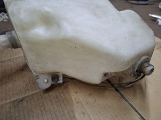 bontott MAZDA 626 Ablakmosó Tartály