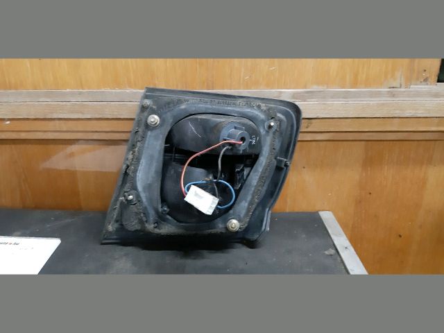 bontott MAZDA 626 Bal Belső Hátsó Lámpa