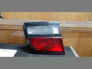 bontott MAZDA 626 Bal Belső Hátsó Lámpa