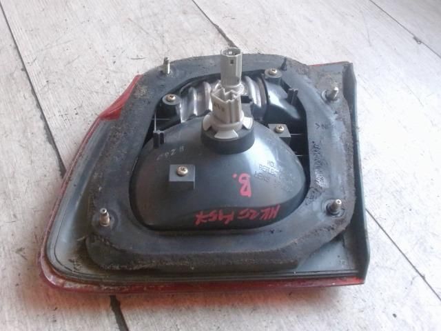 bontott MAZDA 626 Bal Belső Hátsó Lámpa