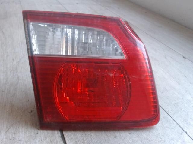 bontott MAZDA 626 Bal Belső Hátsó Lámpa