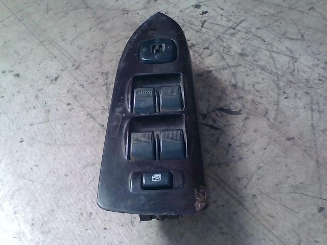 bontott MAZDA 626 Bal első Ablakemelő Kapcsoló