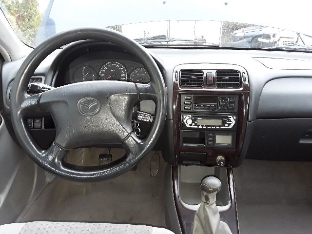 bontott MAZDA 626 Bal első Ajtó (Üres lemez)