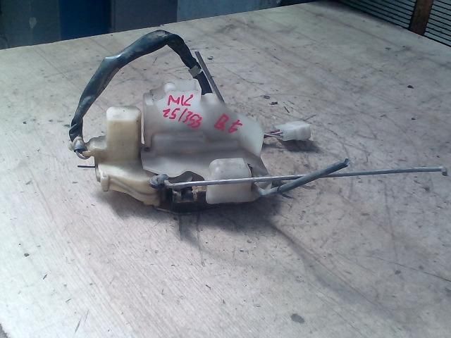 bontott MAZDA 626 Bal első Ajtózár