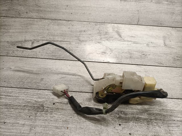 bontott MAZDA 626 Bal első Ajtózár