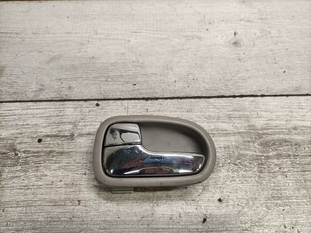 bontott MAZDA 626 Bal első Belső Kilincs