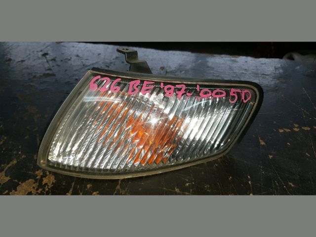 bontott MAZDA 626 Bal első Irányjelző