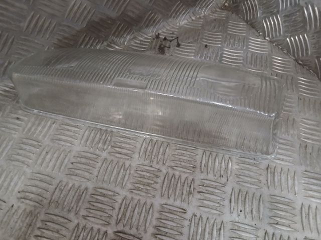 bontott MAZDA 626 Bal első Lámpabúra