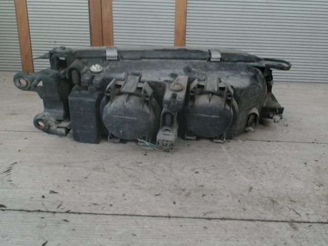 bontott MAZDA 626 Bal Fényszóró