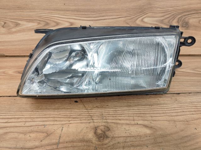 bontott MAZDA 626 Bal Fényszóró