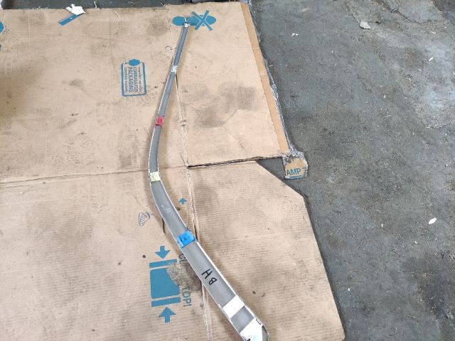 bontott MAZDA 626 Bal hátsó Ablak Díszléc