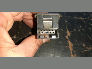 bontott MAZDA 626 Bal hátsó Ablakemelő Kapcsoló