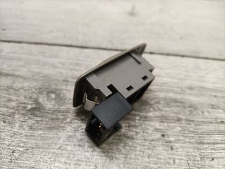 bontott MAZDA 626 Bal hátsó Ablakemelő Kapcsoló