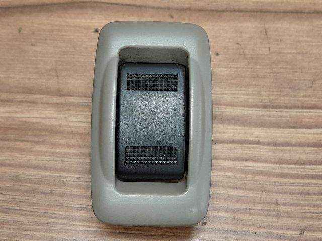 bontott MAZDA 626 Bal hátsó Ablakemelő Kapcsoló