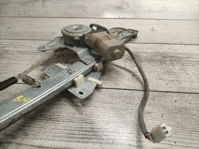 bontott MAZDA 626 Bal hátsó Ablakemelő Szerkezet (Elektromos)